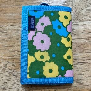 BAGGU Nylon Wallet: Flowerbed print